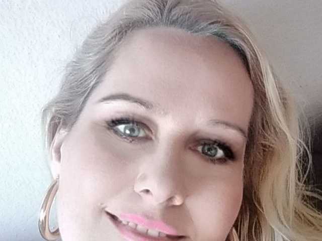 صورة الملف الشخصي SquirtyMaya
