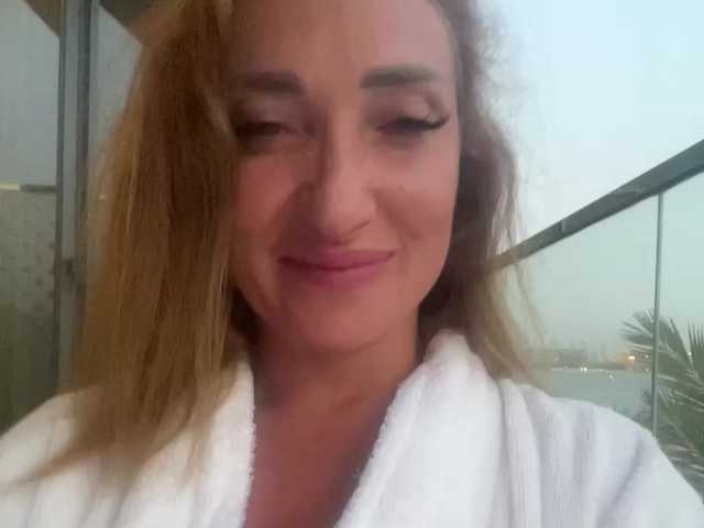 لقطات البث Miss_Stella