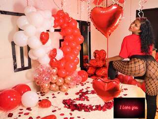 دردشة الفيديو المثيرة StormyButty