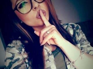 دردشة الفيديو المثيرة CindyMellodie