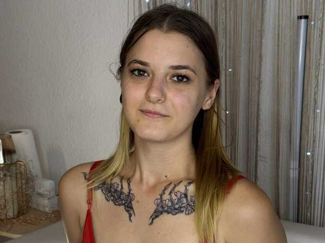 صورة الملف الشخصي SuzyMiu
