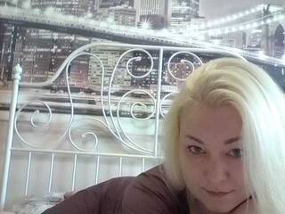 دردشة الفيديو المثيرة SvetlayBelochka