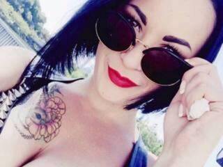 دردشة الفيديو المثيرة swalllow