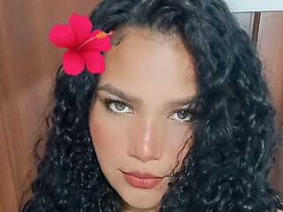 دردشة الفيديو المثيرة Sweet-Cat1