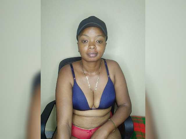 لقطات البث sweet-ebony