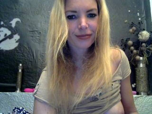 لقطات البث Sweet-Sammy