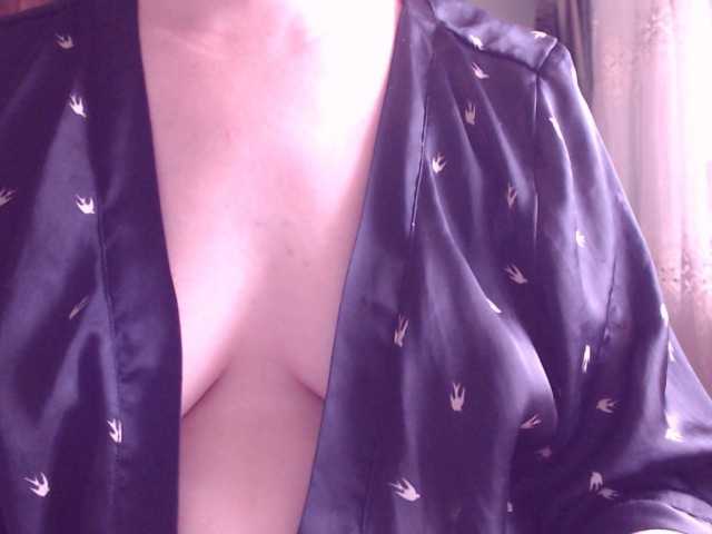 الصور SweetBrunete on samuse ensemble;)? ...xxx...on commence avec 30 tokens seins....et on continue..xxxx