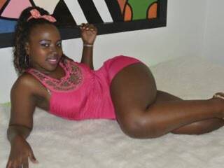 دردشة الفيديو المثيرة SweetDannax