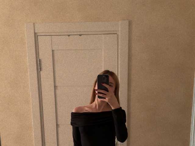 صورة الملف الشخصي Alice__Foxx