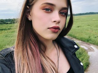 دردشة الفيديو المثيرة SweetKitten17