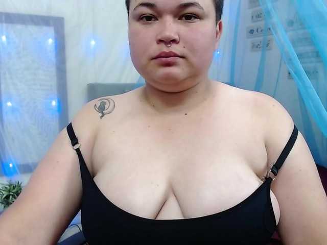 لقطات البث SweetLauJS