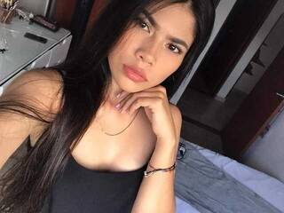 دردشة الفيديو المثيرة SweetTeen