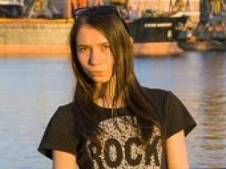 دردشة الفيديو المثيرة sweetyanna