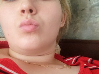 دردشة الفيديو المثيرة SweetyKittyN