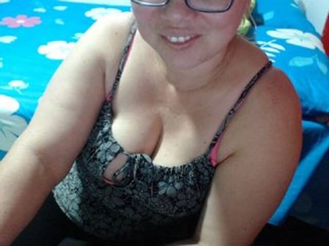 لقطات البث SwetValentina