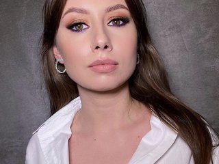 دردشة الفيديو المثيرة Taissa