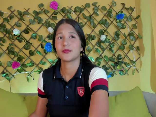 لقطات البث Tania-10