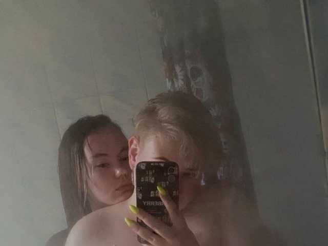 صورة الملف الشخصي Tanya-and-Sara