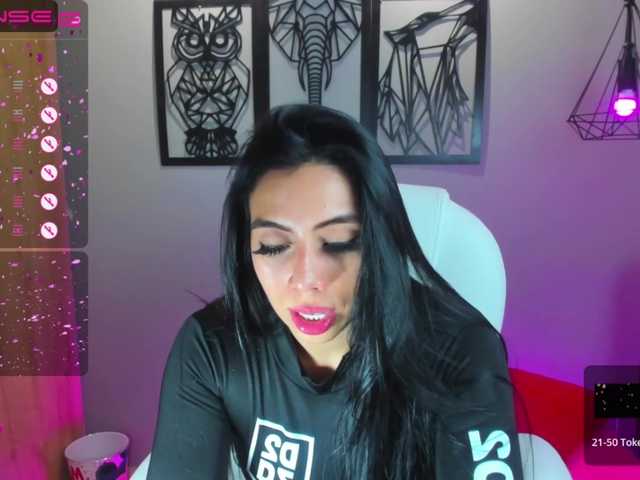 لقطات البث TaraFisherX