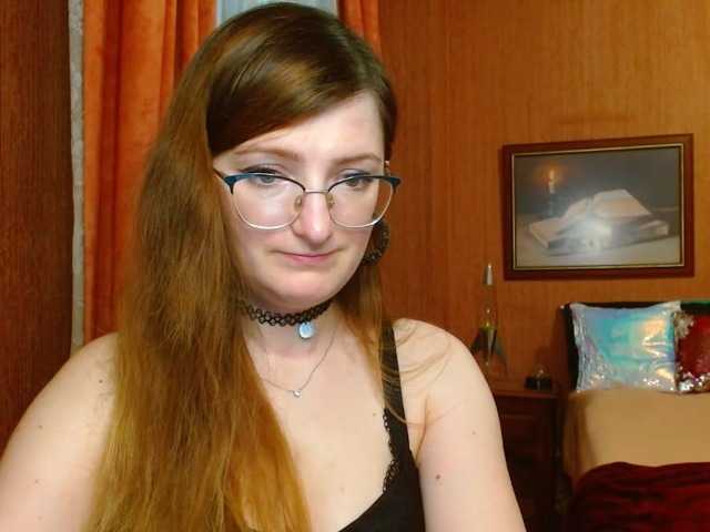 الصور tastyAriel Sweet and yet dang naughty ;) #innocentface #sweet #petite #glasses #fetish #natural #domina #teaser #cfmn #joi #cei #cbt #sph