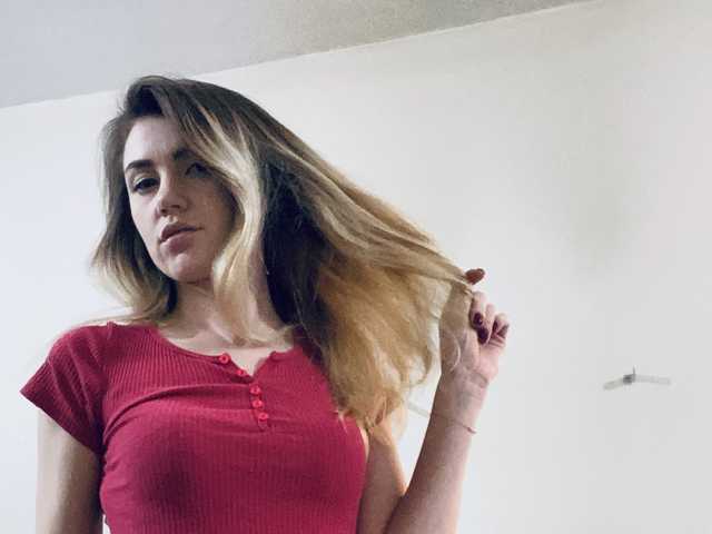 صورة الملف الشخصي KristiIvanna