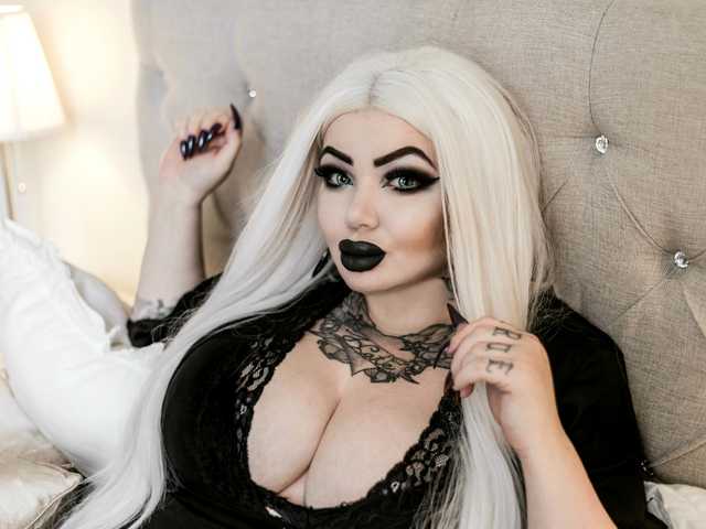 دردشة الفيديو المثيرة SavageQueen