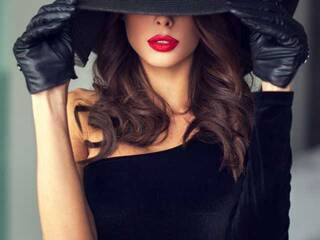 دردشة الفيديو المثيرة TattyAnal