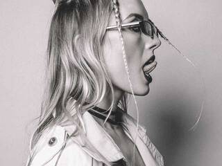 دردشة الفيديو المثيرة technobabe