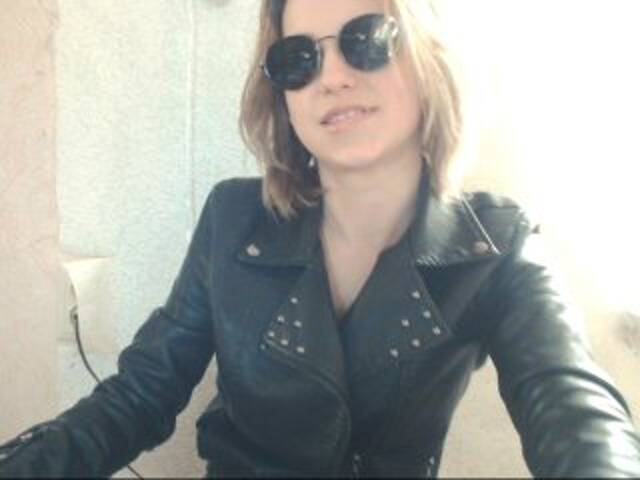 لقطات البث PlayGirlKiss