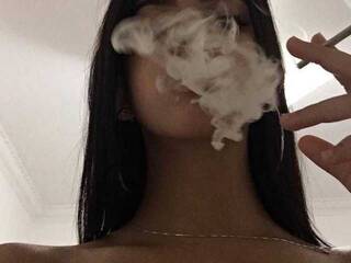 دردشة الفيديو المثيرة tenderlybaaee