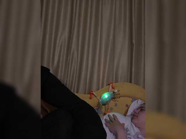 لقطات البث Terri-and-Kyle