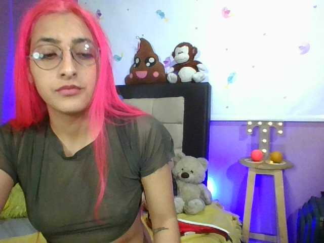 لقطات البث ThammyModell