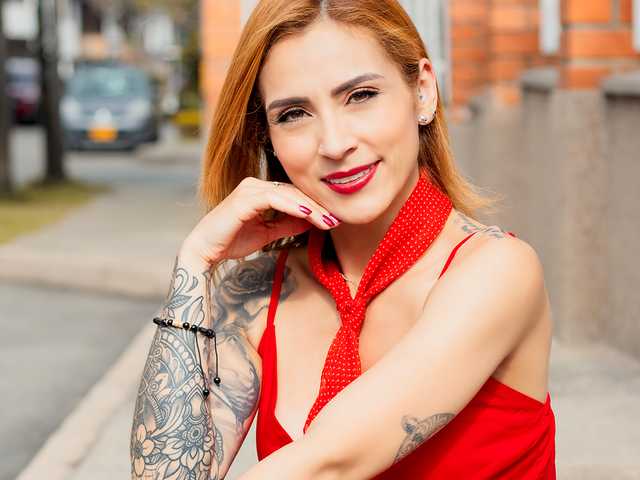 صورة الملف الشخصي Thania-Hot