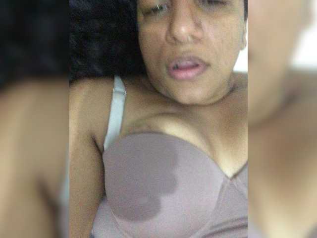 لقطات البث The-Sex-Horny
