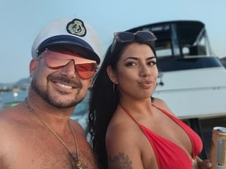 دردشة الفيديو المثيرة TheCrimsonLounge