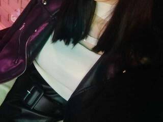 دردشة الفيديو المثيرة ThelmaHettie