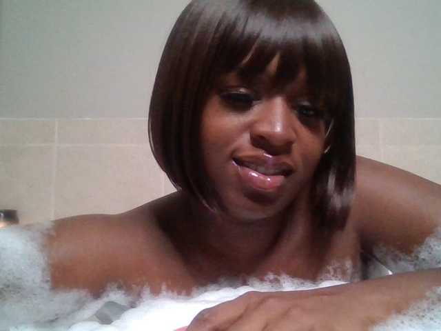 صورة الملف الشخصي TheSexyWife-1