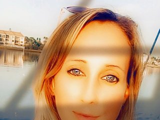 دردشة الفيديو المثيرة ThongsNBongs