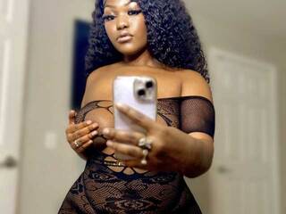 دردشة الفيديو المثيرة Throatgoddess1