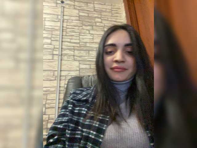 لقطات البث Tina99-1