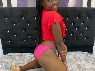 دردشة الفيديو المثيرة Tinabrowwn