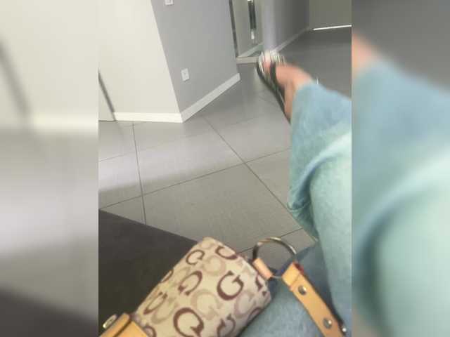 لقطات البث tinahot
