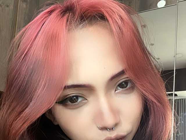 صورة الملف الشخصي TinyIvanka