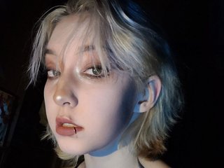 دردشة الفيديو المثيرة tinymia