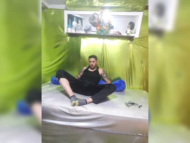 لقطات البث littlepornstars