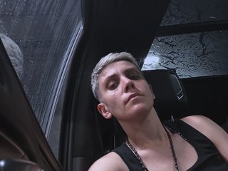 دردشة الفيديو المثيرة TomboygirlKS