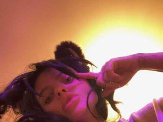 دردشة الفيديو المثيرة ToriNori