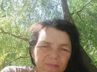 دردشة الفيديو المثيرة TouchMeNowww