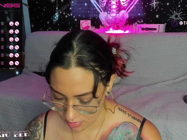 الصور CoralineBee Dont be rude. say Hi #bbw #tattooed #latina #Big