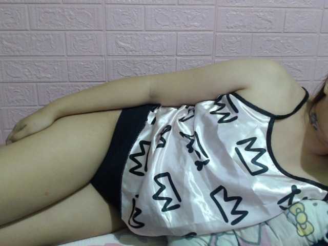 لقطات البث Tricia609